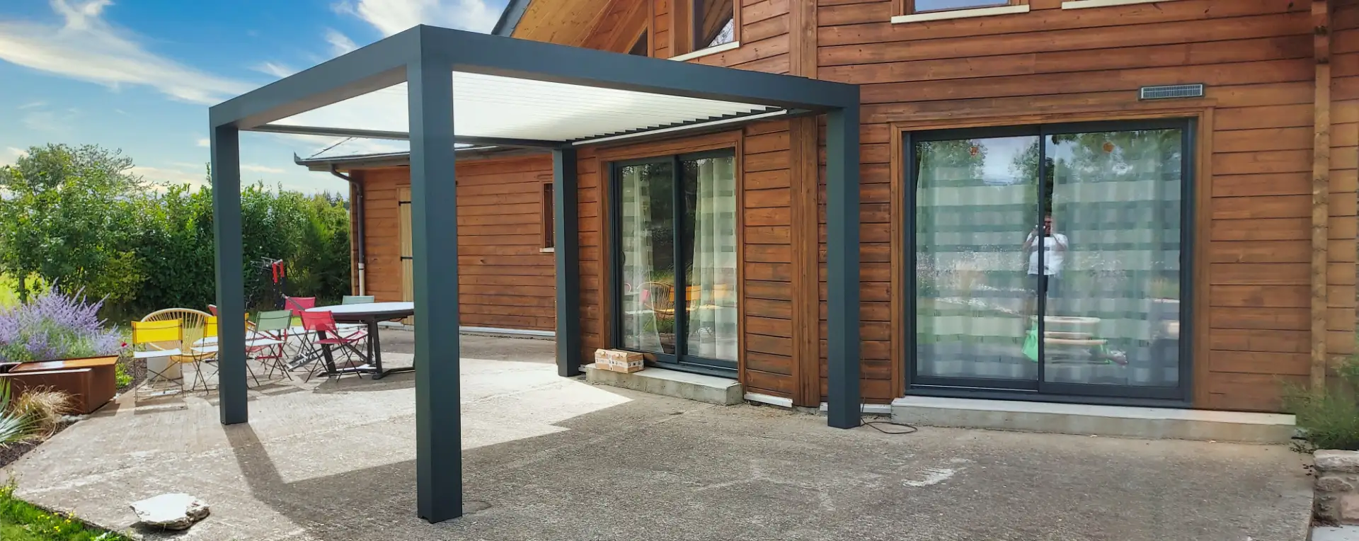 Fabricant de veranda, pergolas et stores Rodez, Millau, Aveyron.